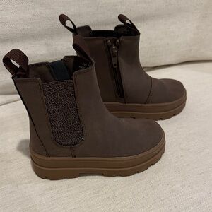 Zara Brown Ankle Boots with Side Zipper